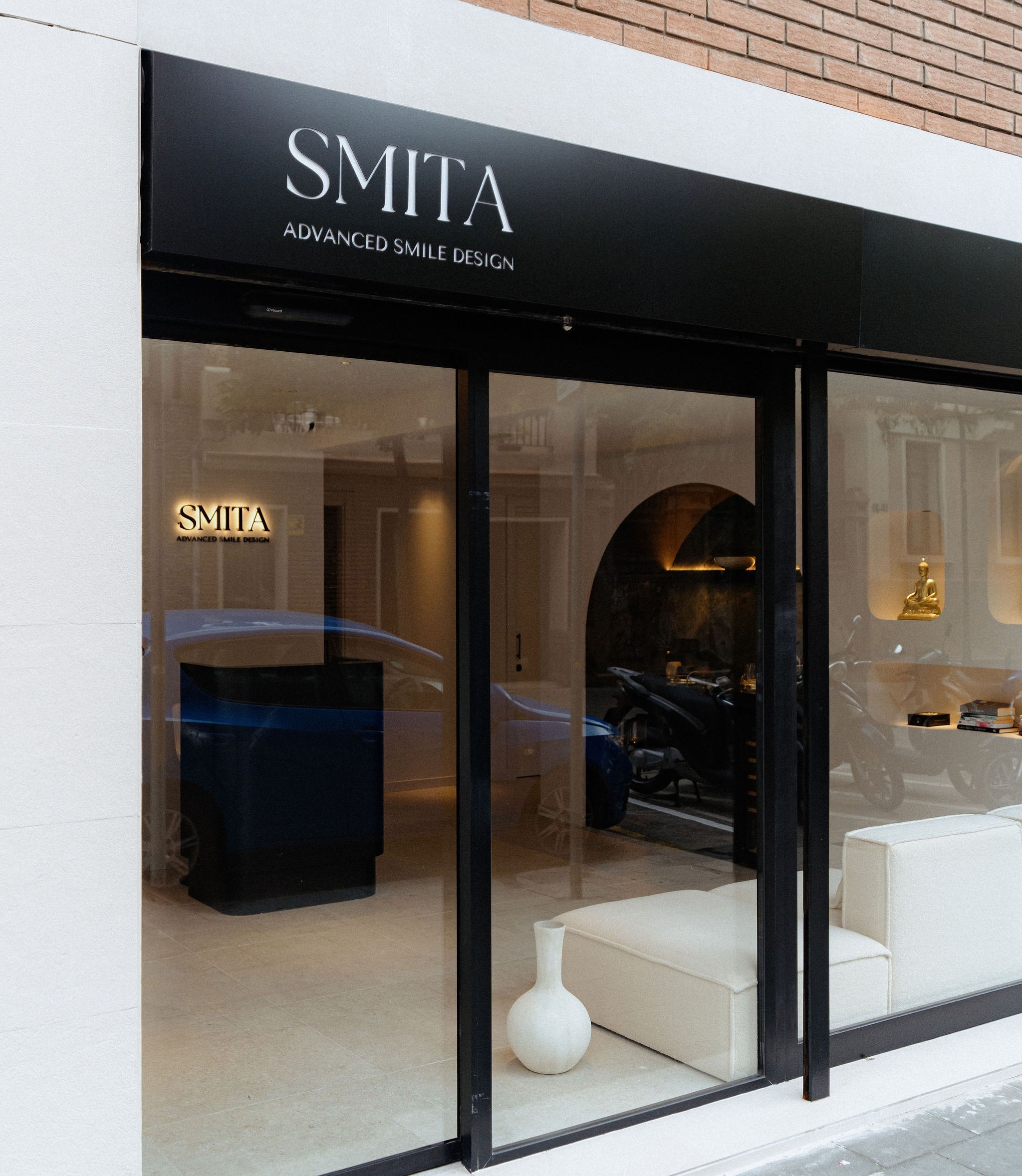 experiencia dental de alta calidad en SMITA Barcelona