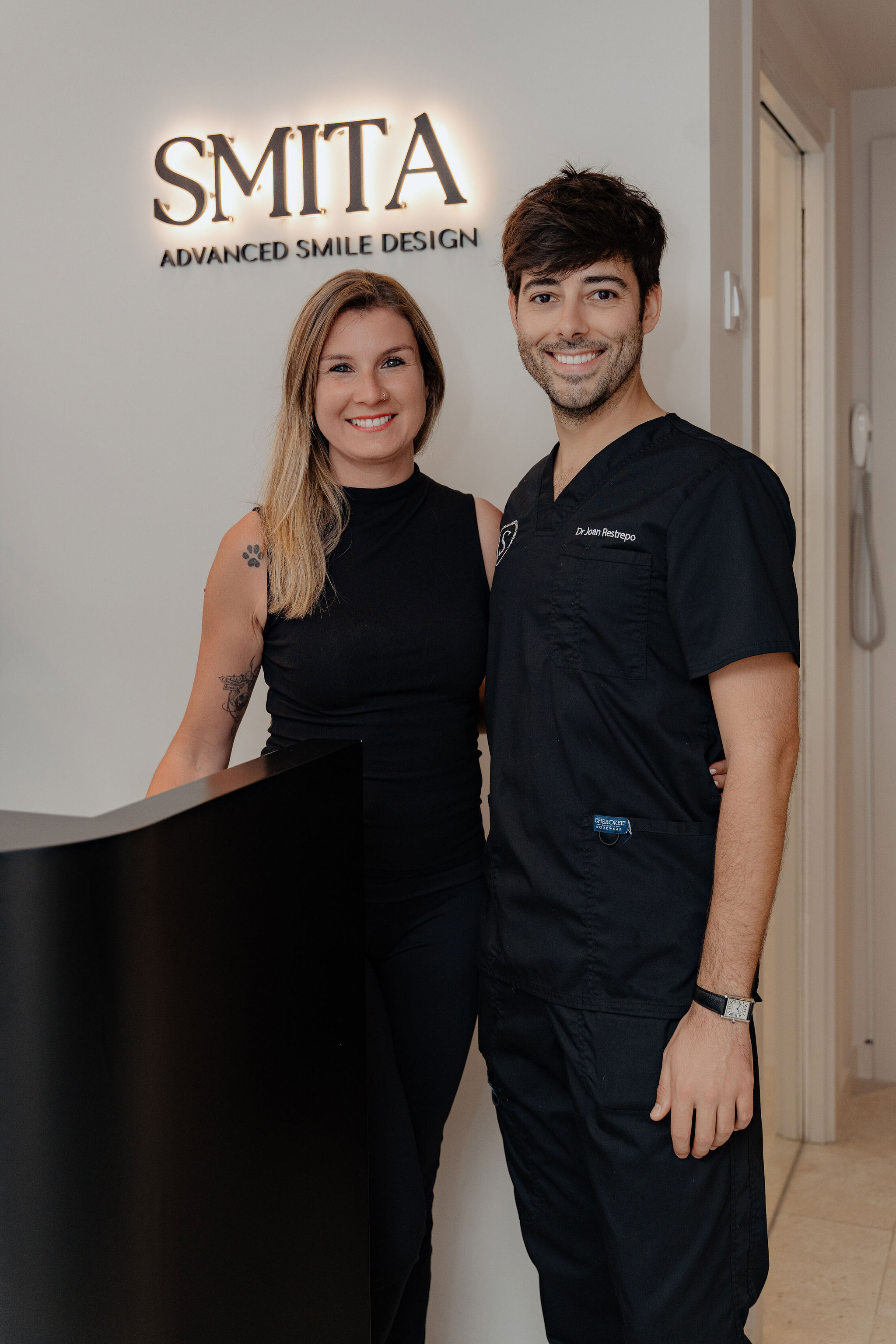 mejor ortodoncista en barcelona Dr Joan Restrepo invisalign