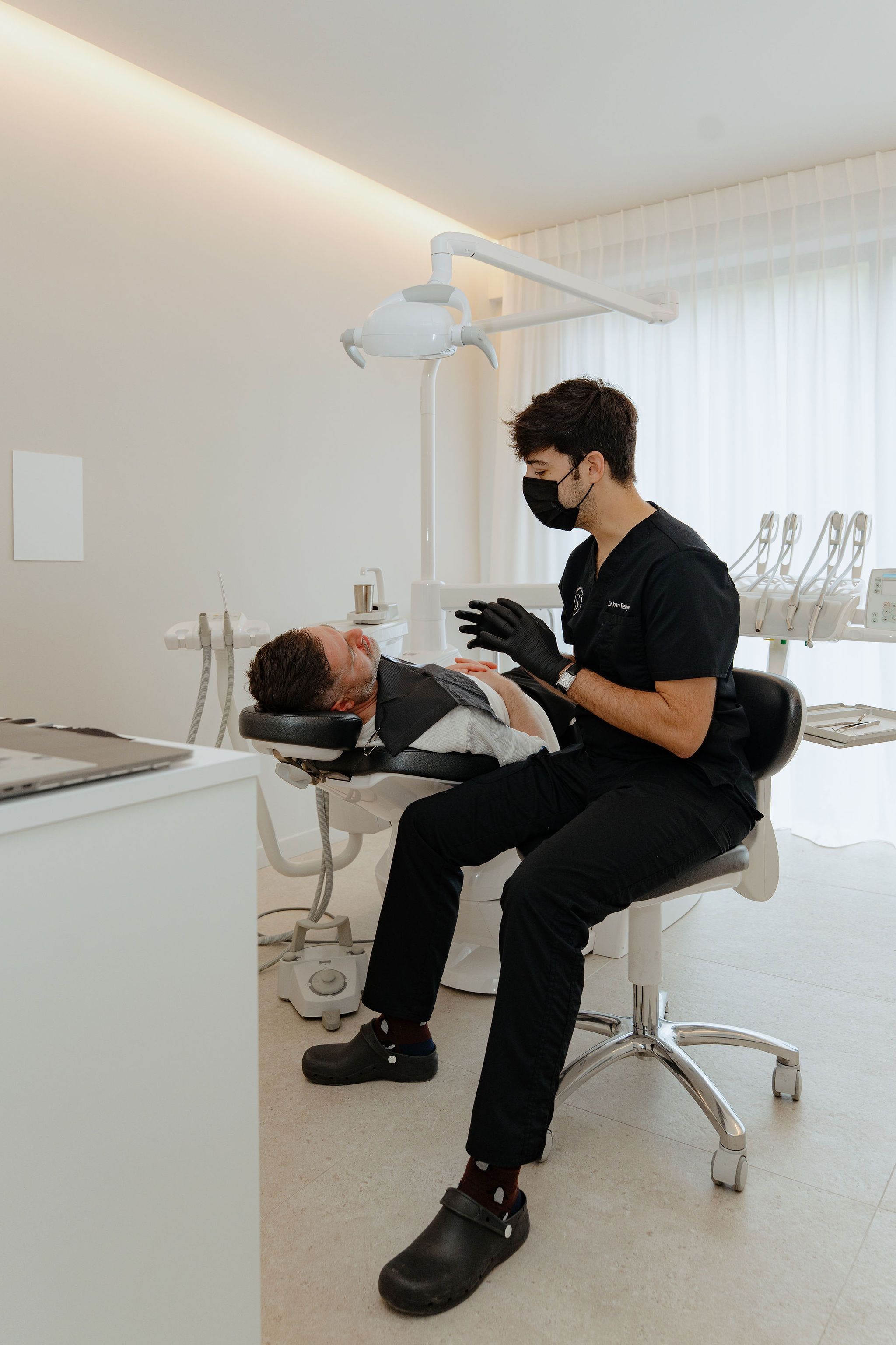 Equipo de higiene dental, prevención y mantenimiento periodontal